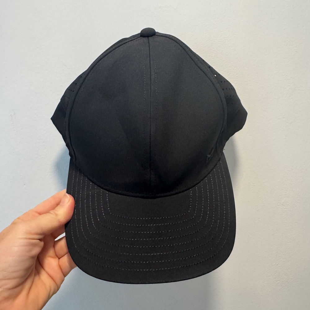 Black Performance Cap - image 2